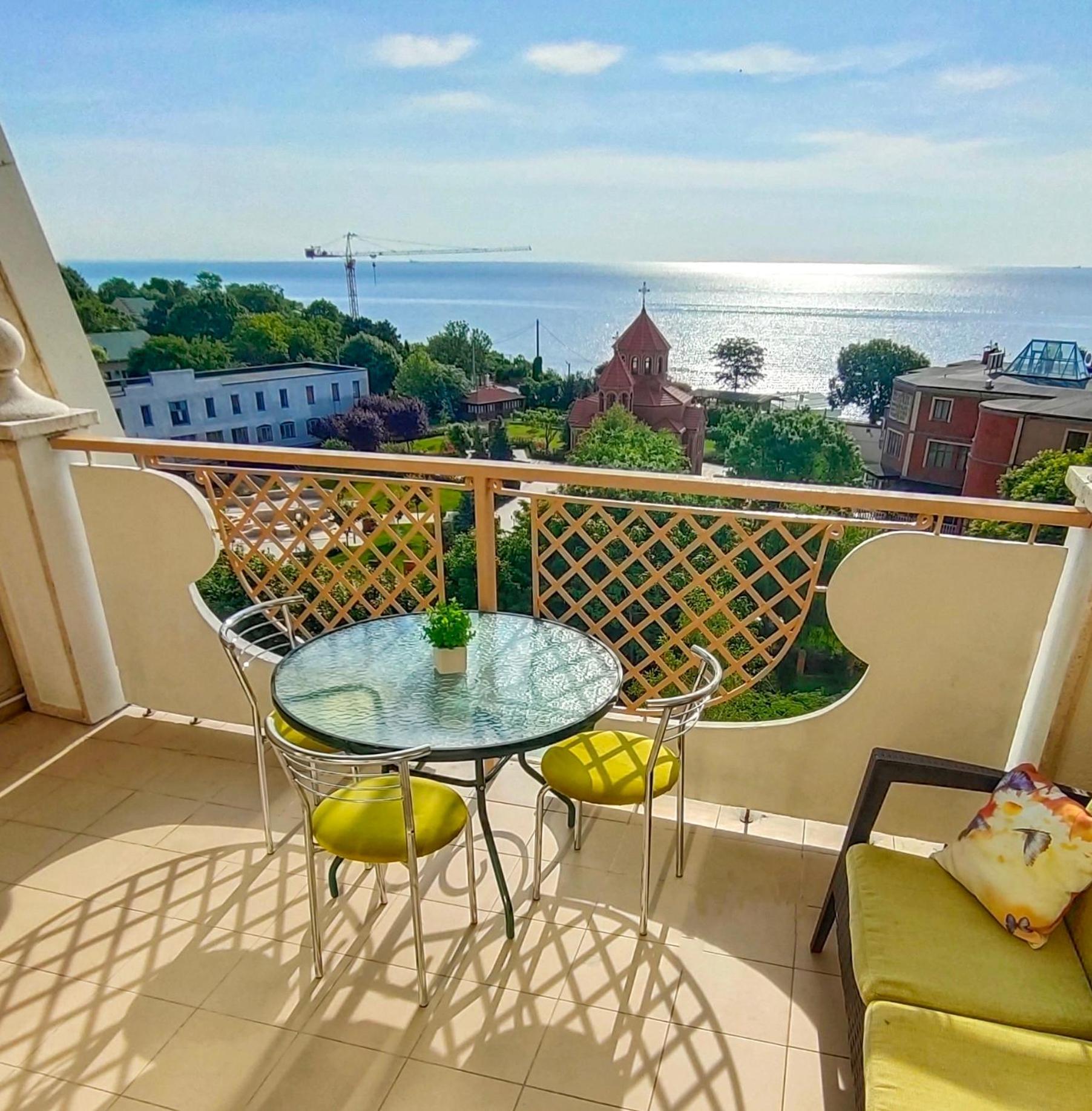 Apartment In Arcadia Palace With Sea View! 敖德萨 外观 照片